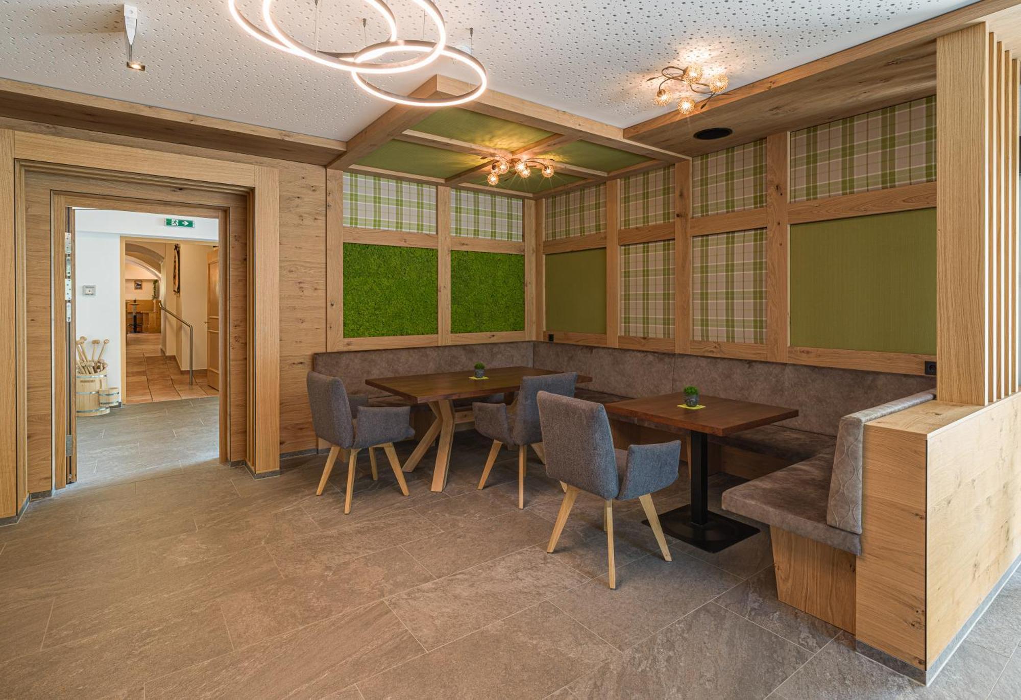 אונקן Landhotel Kirchenwirt מראה חיצוני תמונה