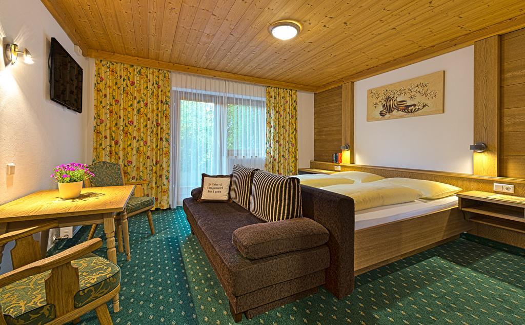 אונקן Landhotel Kirchenwirt חדר תמונה