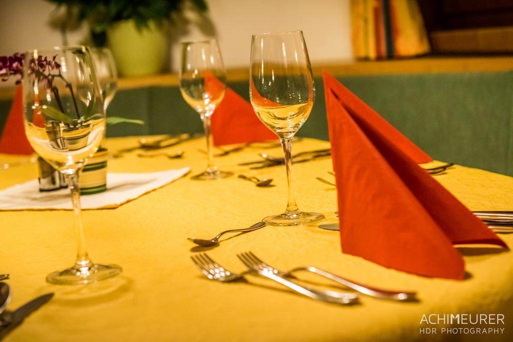 אונקן Landhotel Kirchenwirt מראה חיצוני תמונה
